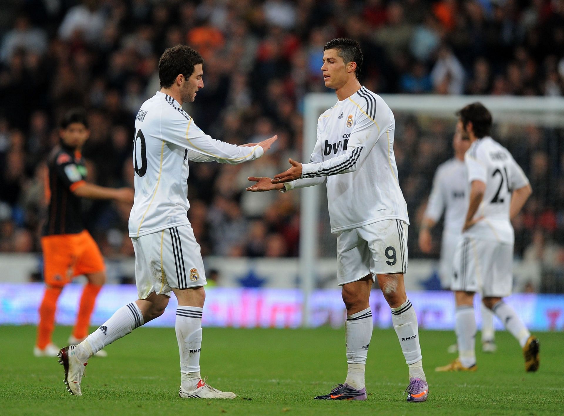 Real Madrid vs Valencia - La Liga